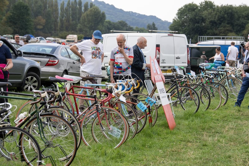 Visitors take a close interest in the vintage bicycles on show at the 25th Otley Vintage Transport Extravaganza at Knotford
Nook, Otley.