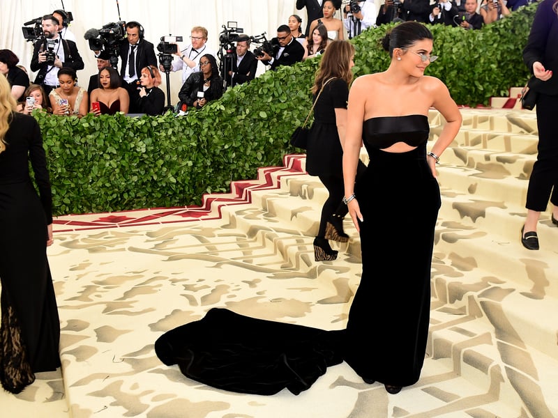Kylie Kristen Jenner is a 26-year-old American media personality and businesswoman who embarked on her first independent business venture in 2014, she has 399 million followers.