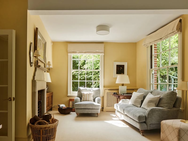 The wonderfully light room drawing room on the ground floor