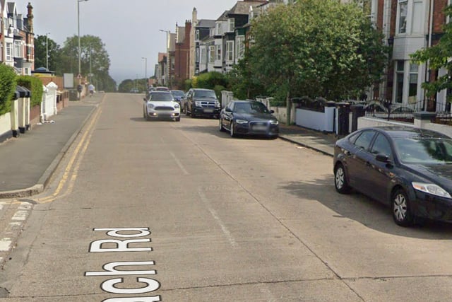 Many faced issues with parking on Beach Road approaching the sea front 