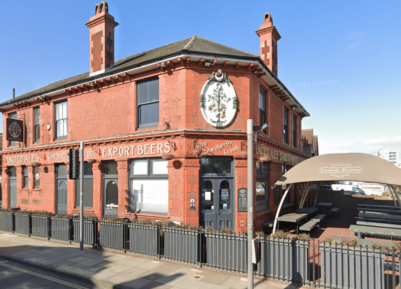 Just round the corner from Fratton Park is the Shepherds Crook which provides the perfect spot for pre and post match refreshment.