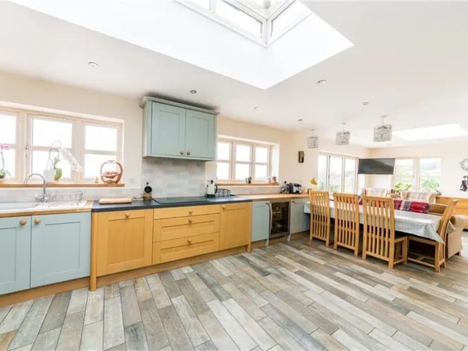 The skylight above the open plan kitchen/diner brings in lots of light. (Photo courtesy of Zoopla)