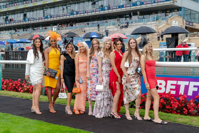 Donny Belles arrive at Doncaster Racecourse. Photo courtesy of Andrew Kelly Photographer