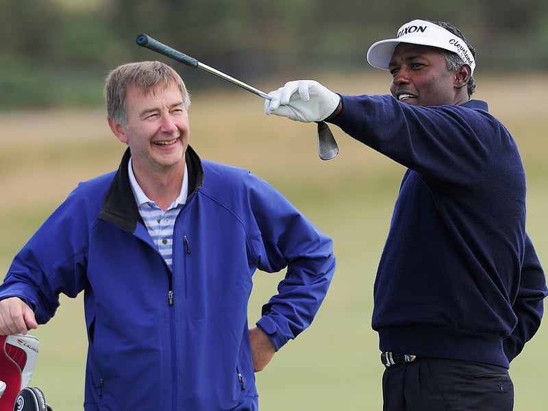 Ken Brown competed from 1977-1987, playing in five Ryder Cups, 13 matches and winning 4 points. 