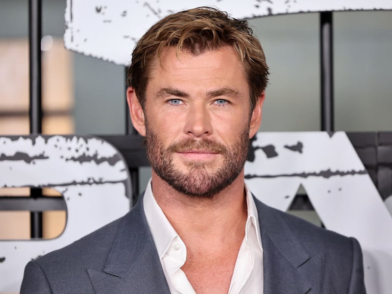 He's now best known for playing god Thor in the Marvel Cinematic Universe, but back in 2002 Chris Hemsworth appeared in a single episode of Neighbours as a character called Jamie Kane.