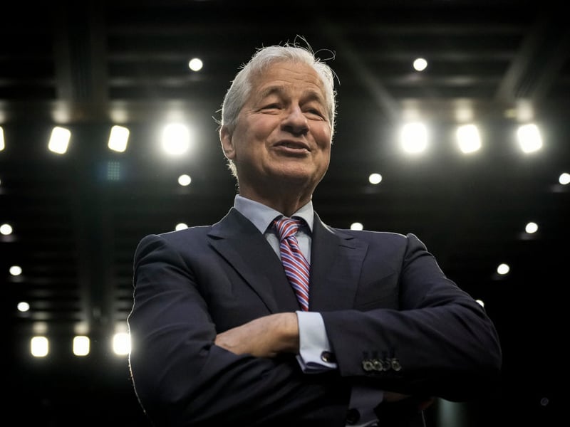 Securing the seventh spot is Jamie Dimon, the CEO of JPMorgan Chase, who receives an average yearly bonus of $40.6 million (£32.81 million).