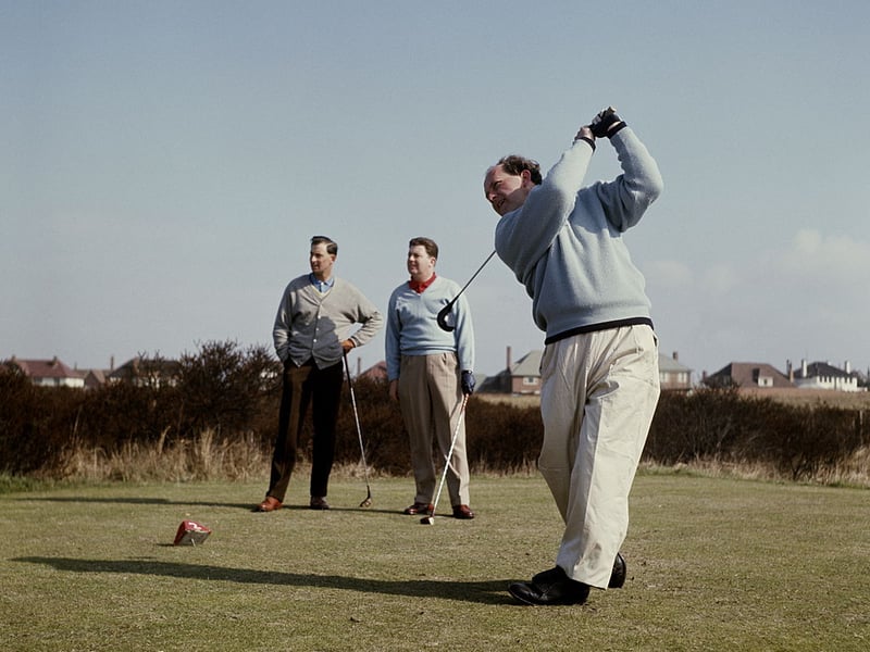 England's Neil Coles played in 8 Ryder Cups between 1961 and 1977, playing 40 matches and winning 15.5 points.
