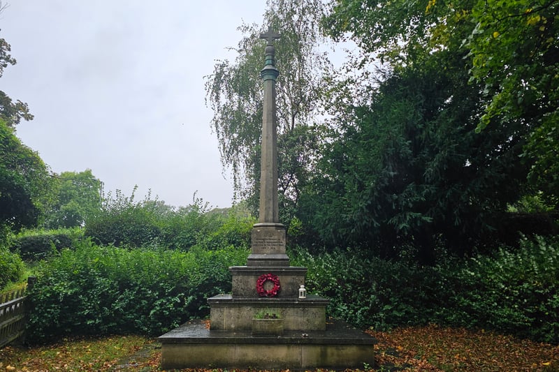 The War Memorial was built in 1921 to remember the men who fell in the Great War (1914 - 1918) on land donated by Philip Napier Miles.