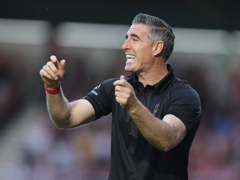 14 yellows, 0 second yellows, 0 straight red cards.
