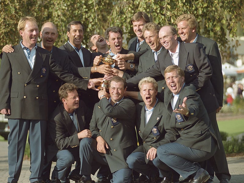 Europe had to wait until 1995 for their next outright win and it was at another away match - at Oak Hill Country Club, in New York state, in 1995. Bernard Gallacher was captaining for a third time, with England's David Gilford the top scorer with 3 points out of 4 matches. The final score was 14.5-13.5 to Europe.