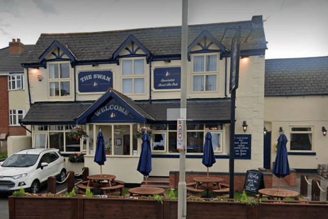 This cosy family pub is situated in the heart of Halesowen and is very popular with the locals