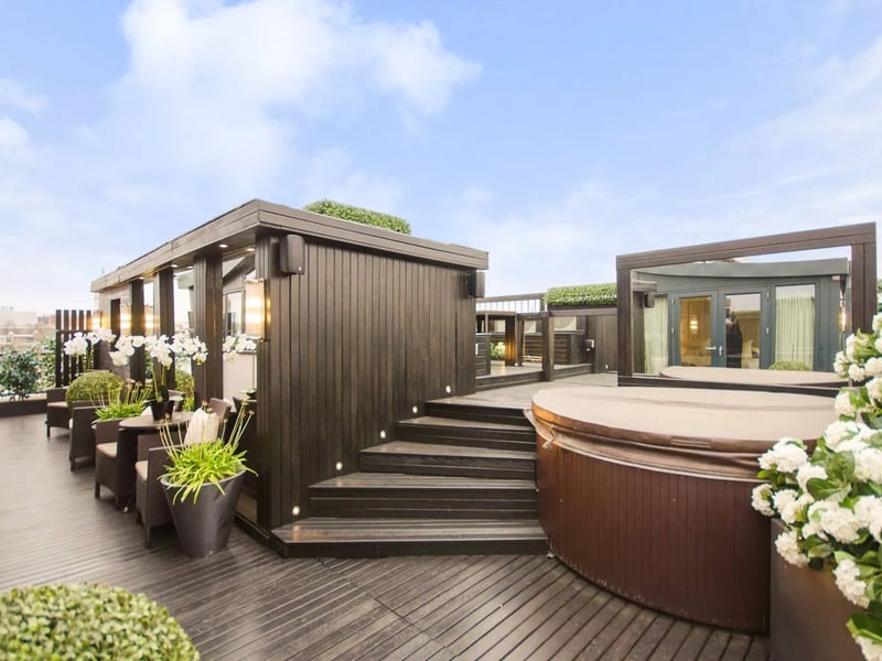 See inside Hugh Grant’s former £7.25 million Kensington penthouse - now on the market 