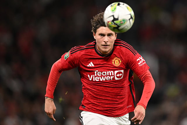 A big decision here for ten Hag. Harry Maguire started against Palace, Jonny Evans against Burnley and the extent Lisandro Martinez's foot injury is not clear. Lindelof has struggled this season but seems to still be pretty high in the pecking order. 