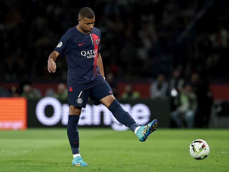 Mbappe was regarded as a doubt for Wednesday’s game after limping off during their win over Marseille last weekend. Despite injury forcing Mbappe off after just 32 minutes of that match, he was fit enough to return to the starting XI for their game against Clermont Foot. The World Cup winner will almost certainly start against Newcastle United on Wednesday against a Magpies side that may be slightly depleted at centre-back.