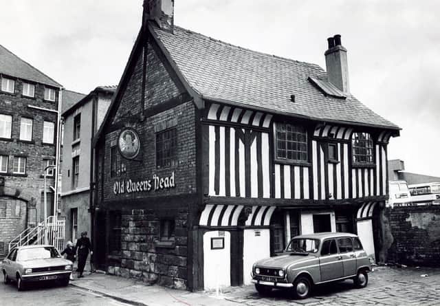 The Old Queens Head pub, on Pond Hill, Sheffield, in August 1978