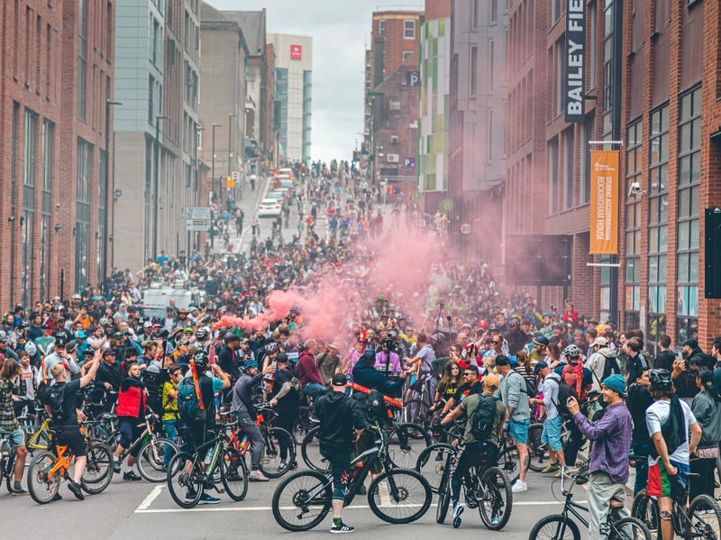 What a sight it was! So many of you got in touch with us to ask what on earth was going on when DnB was pounding through Sheffield with a huge crowd on bikes. It was Dom Whiting's Drum and Bass bike ride, which he has led up and down the country.