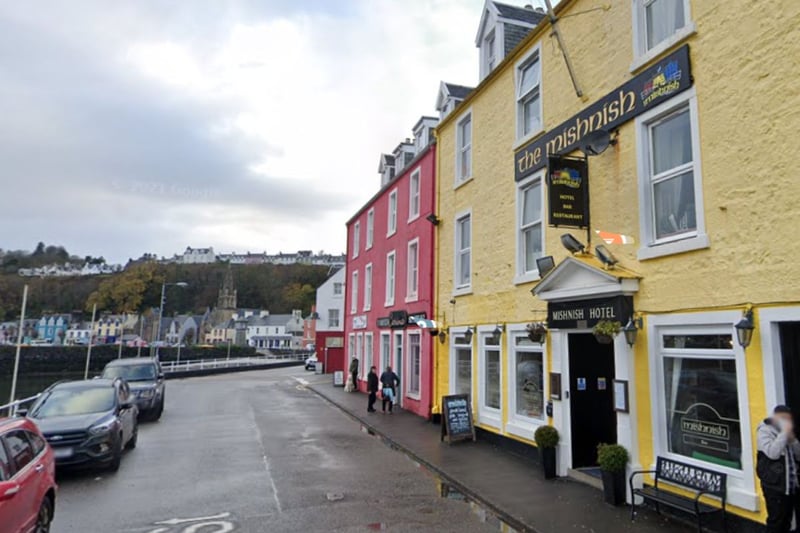Located in a prime position on the seafront of colourful Tobermory, on the Isle of Mull, The Mishmish serves stunning seafood alongside a range of drinks. It's a great place to stop after completing the two hour Aros Park and Tobermory Circuit walk.