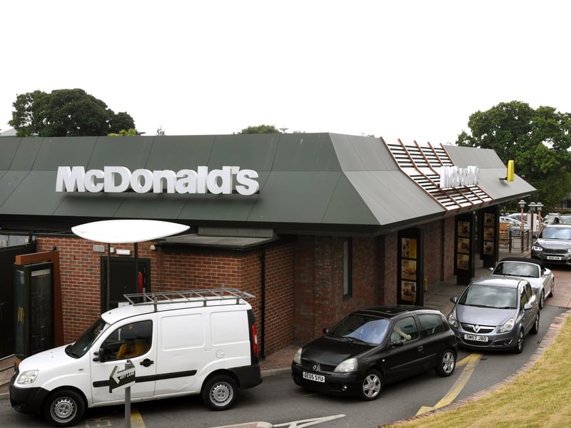 The McDonald’s in Colton Retail Park has a rating of 3.6 stars from 2,652 Google reviews. 