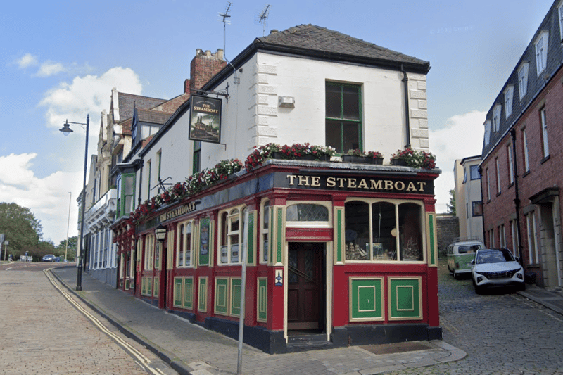 “Offering an impressive range of beers from independent and microbrewers on nine handpumps plus two boxed ciders, the Steamboat is a regular local CAMRA Pub of the Year winner.”