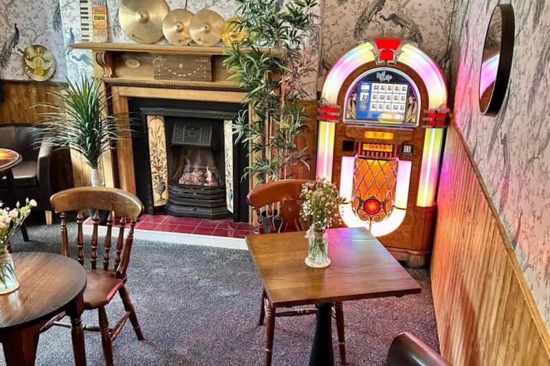 The Victoria is a friendly pub in Woolton, known for its live music. It features a coal fire.