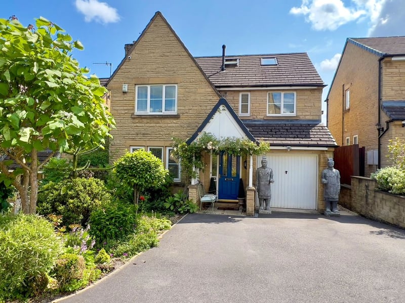 This home is found in the affluent Totley area. (Photo courtesy of Zoopla)
