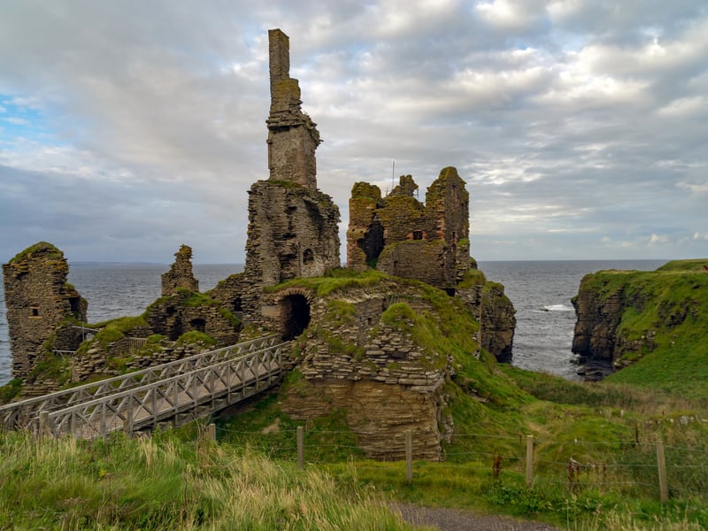 Castle Sinclair Girnigoe is situated around three miles north of Wick on the east coast of Caithness. It is regarded as one of the earliest seats of Clan Sinclair and is formed of two ruins. The two ruins are thought to have been two separate castles (Castles Sinclair and Girnigoe), the former belonging to the 17th-century and the latter the 15th.