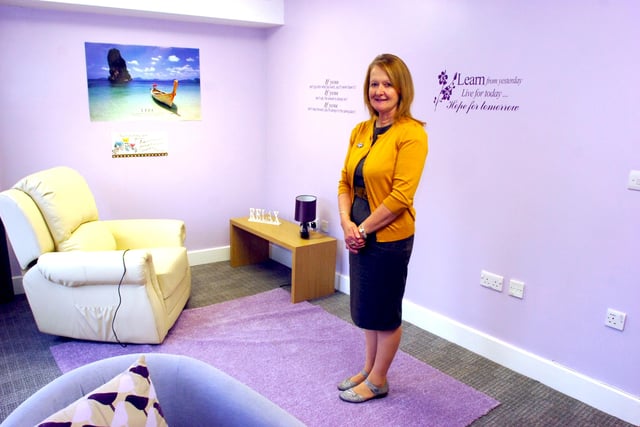 Helena Bishop of The Lilac Room Therapies offered free hypnotherapy sessions in 
 2012 in return for donations to charity.