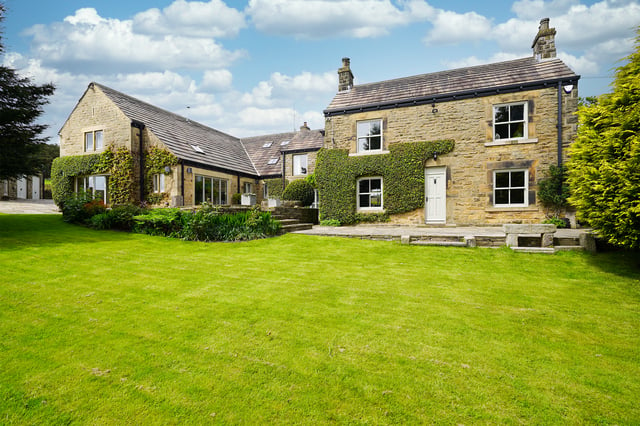 This 'truly unique' £2,500,000 mansion in Sheffield is a property of dreams. (Photo courtesy of Redbrik)