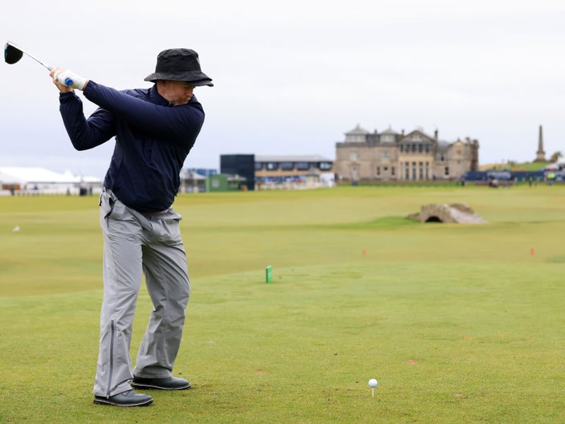 Linkin Parl musician Dave Farrell tees off on the 18th hole during Day One of the Alfred Dunhill Links Championship at the Old Course, St Andrews.