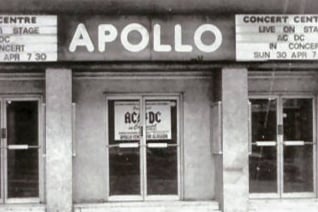 Rod Stewart first appeared at the venue when it was named Green’s Playhouse in 1972 with his band The Faces playing at The Apollo on eight occasions. 