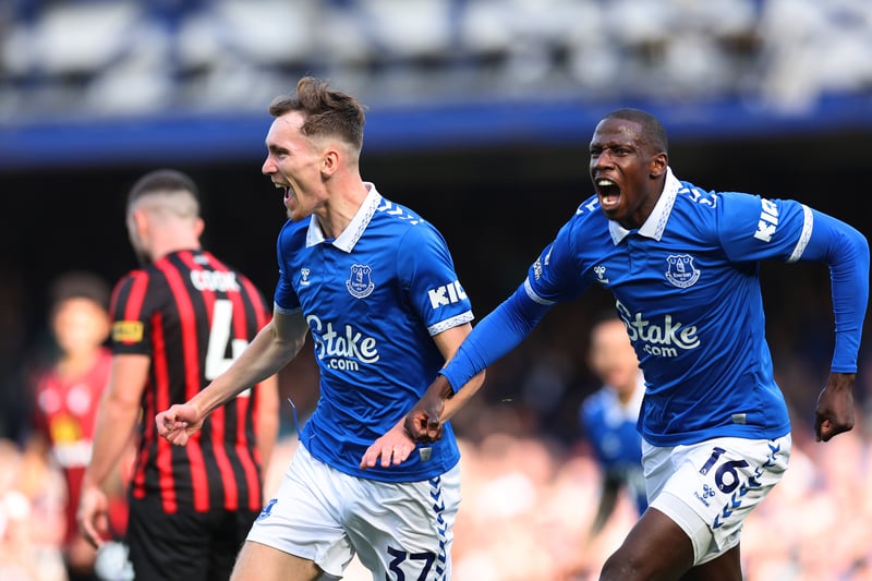 (8.3) The in-form Everton midfielder got the home side off to a brilliant start after pressing and winning the ball high up the pitch and it’s clear to see he enjoys the central role under Sean Dyche.