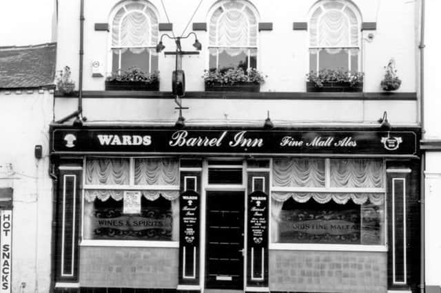 The Barrel Inn pub on London Road, Sheffield, in 1987. Photo: Picture Sheffield