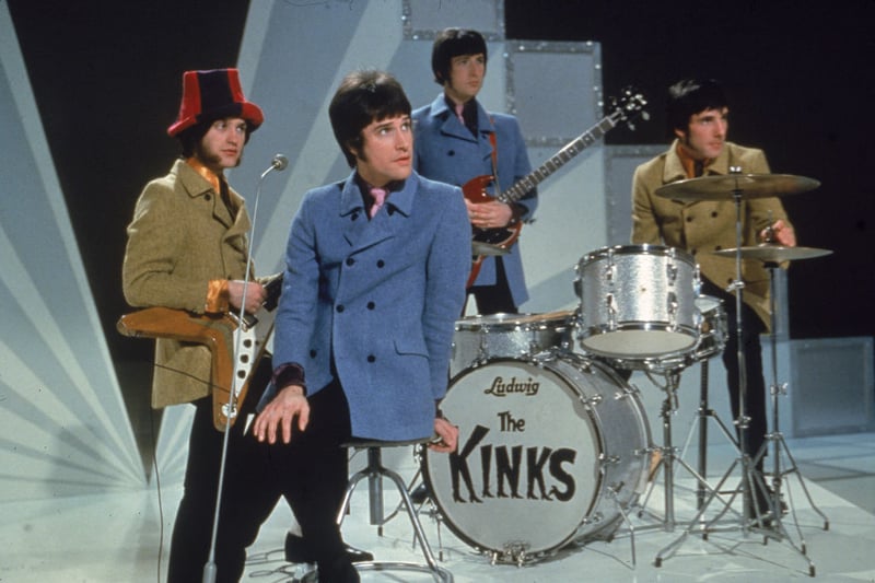 During The Kinks Face to Face tour, the band recorded a live album at the Kelvin Hall in April 1967. They played two sets on the day with songs such as 'Sunny Afternoon', 'Dandy' and 'You Really Got Me' being recorded. 