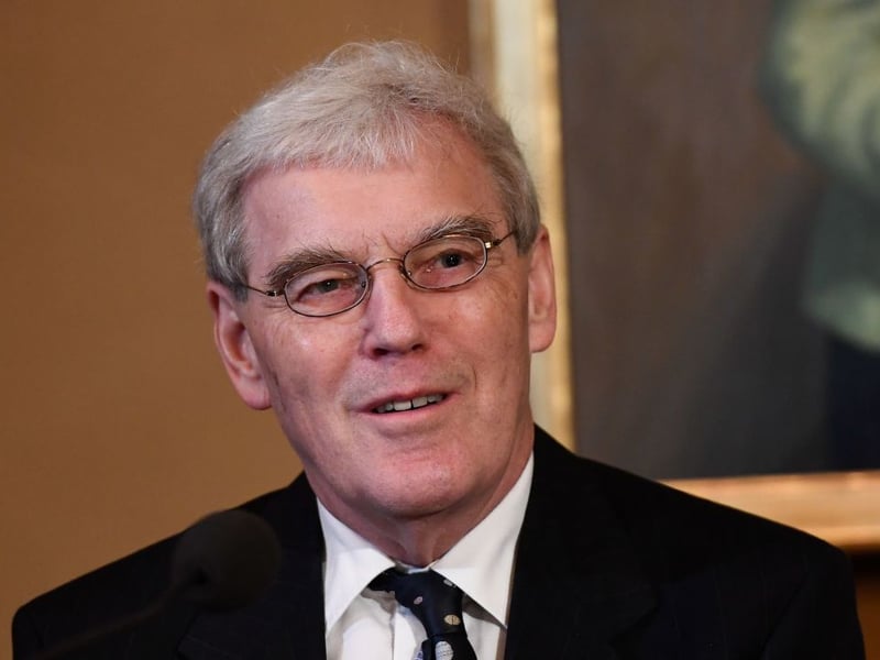 Educated at Hawick High School, Boroughmuir High School and the University of Edinburgh, Richard Henderson is a molecular biologist and biophysicist who won the Nobel Prize for Chemistry in 2017 for his pioneering work in the field of electron microscopy of biological molecules.