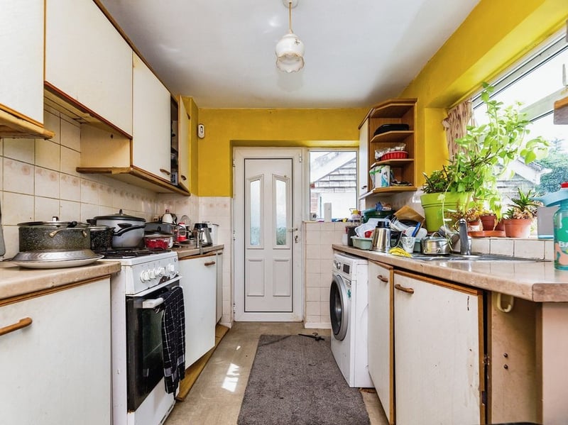 The kitchen provides access to a rear conservatory. (Photo courtesy of Zoopla)