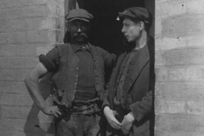 James Neilly and his son, William Neilly, Cadder miners who lived in cottages at Jellyhill near Bishopbriggs.