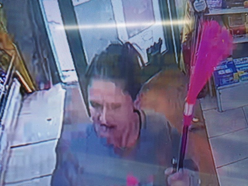 Police released CCTV images of a woman they would like to speak to in connection with a theft.
It is reported that on Friday 29 September, a man dropped his bank card on Pitsmoor Road.  It is reported that the victim’s bank card was picked up and used in a number of shops in the city centre and London Road areas.
Enquiries are ongoing and police are keen to identify the woman in the image as she may be able to assist with enquiries. Please quote crime reference number 14/174530/23 when you get in touch.