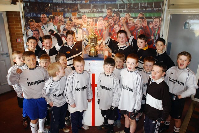 Houghton Under-9 and Under-10 teams were pictured with the Rugby World Cup in 2005.