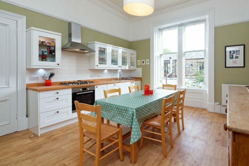 The dining kitchen is spacious in size which is linked to the dining room by a large butler’s pantry. 