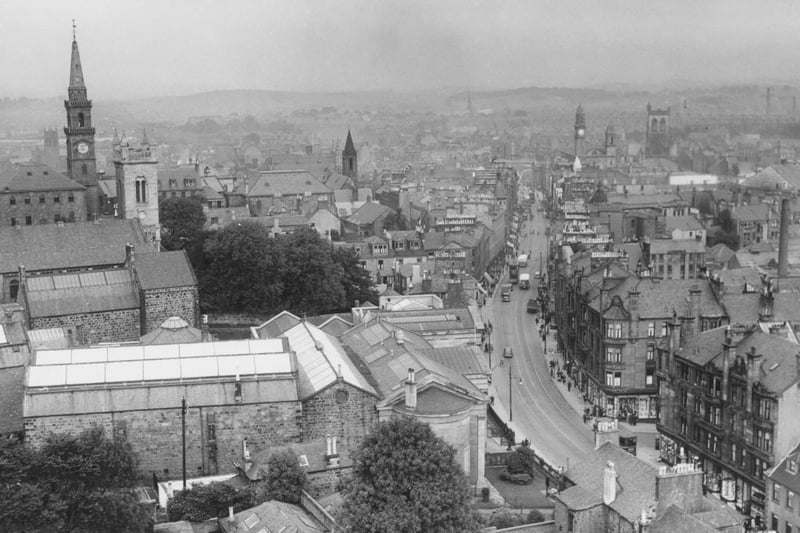 A view of the High Street in Paisley as it was in 1937