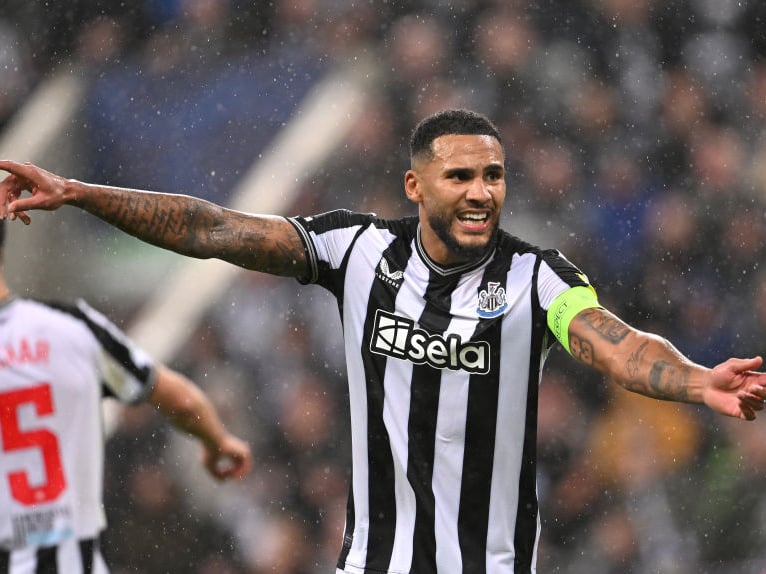Sven Botman has had a couple of weeks to recover from injury but with games coming thick-and-fast, the Dutchman may not be risked. Lascelles has been superb in recent appearances and there is no need to risk Botman if he isn’t fully fit.