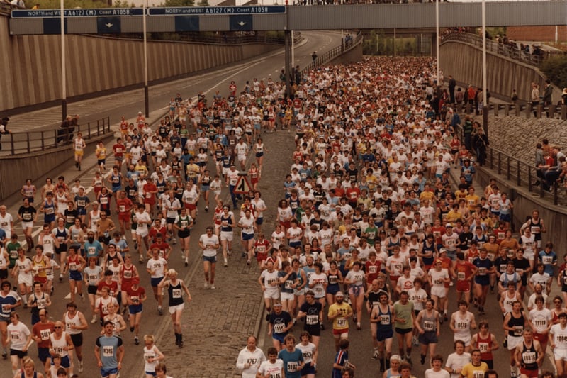 A view of the Great North Run Newcastle upon Tyne taken in 1981 (Newcastle Libraries)