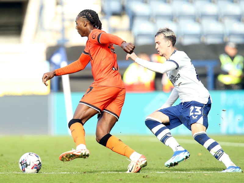 There was a deep free-kick whipped in late in the second half and PNE saw strong appeals for a penalty waved away by referee Mr Donohue. Milutin Osmajic was adamant Preston should’ve been awarded a penalty when the ball struck the hand of Brooke Norton-Cuffy. And, on second viewing, Preston were extremely unfortunate not to be given a spot-kick with six minutes left of normal time. The defender’s arm was stuck out and the ball clearly hit his hand.