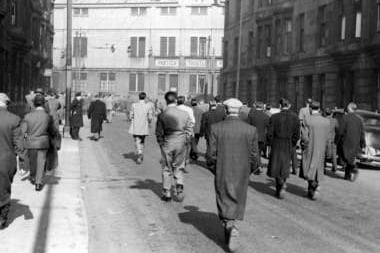 Crowds of people heading to a football match at Firhill along Springbank Street in 1958. 