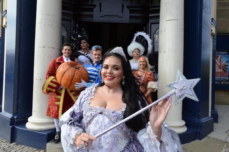 Sunderland Empire's Cinderella panto cast with Scarlett Moffatt as the Fairy Godmother in 2019.
She was the winner of the 16th series of I'm A Celebrity.