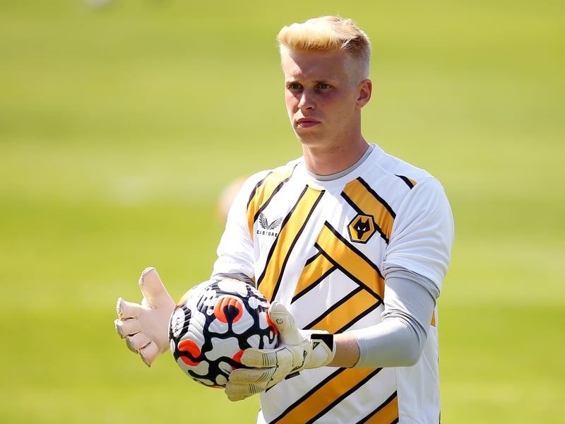 Position - Goalkeeper, Last played for - Swansea City
