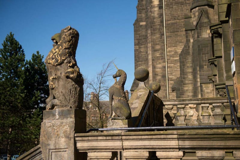The Lion and Unicorn Staircase  can be found at the University of Glasgow with it originally being part of the original University of Glasgow campus located in the city’s High Street. The staircase was brought over stone by stone, by horse and cart, to be rebuilt by hand and made part of the new building at Gilmorehill. 