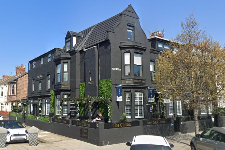 The Clifton is not just a bed and breakfast, but also a cafe catering for local residents which has built up an impressive reputation. It has a 4.6 rating from 650 reviews.