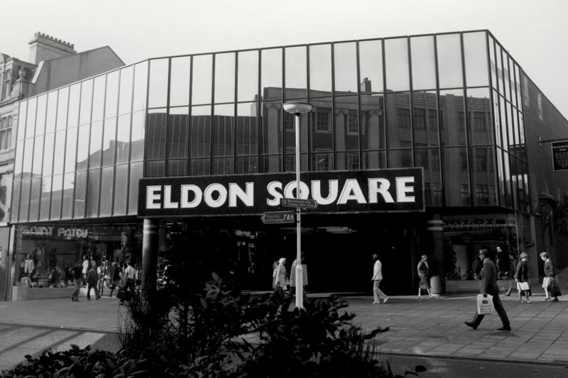 A view of Eldon Square Shopping Centre Newcastle upon Tyne taken in 1982. The photograph taken from the other side of the street shows the Northumberland Street entrance to Eldon Square Shopping Centre. The Northumberland Arms is in the lane to the right of the shopping centre. (Newcastle Libraries)