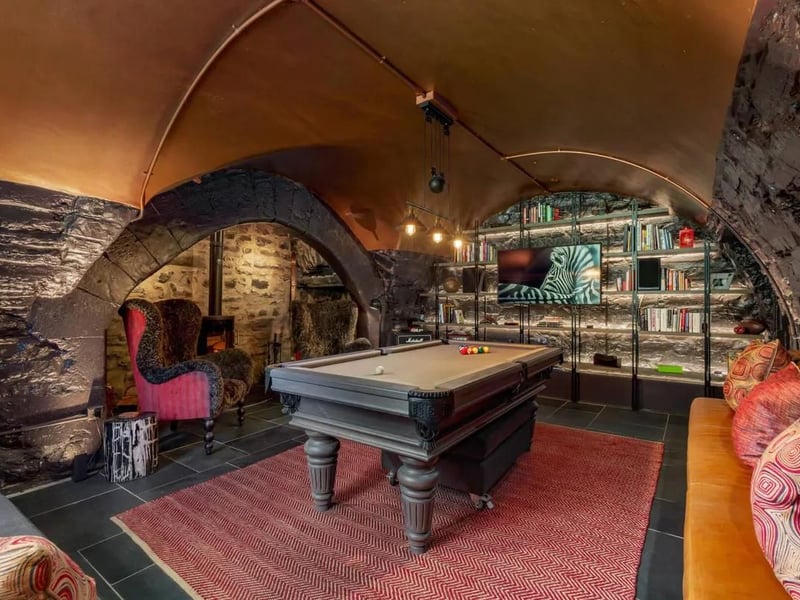 A games room is perfect for a few frames of pool after dinner.